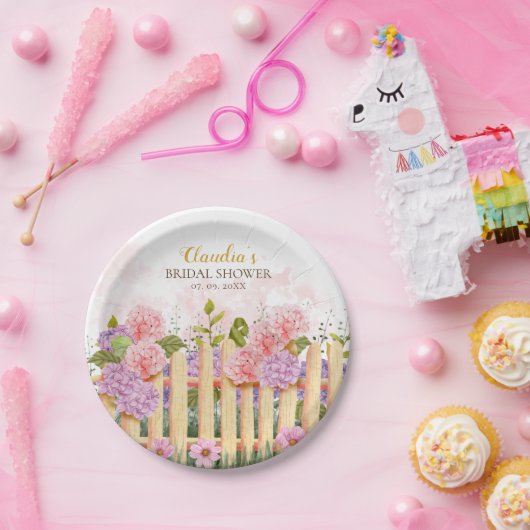 Personalized Floral Picket Fence Hydrangea Bridal  ペーパープレート (パーティー)