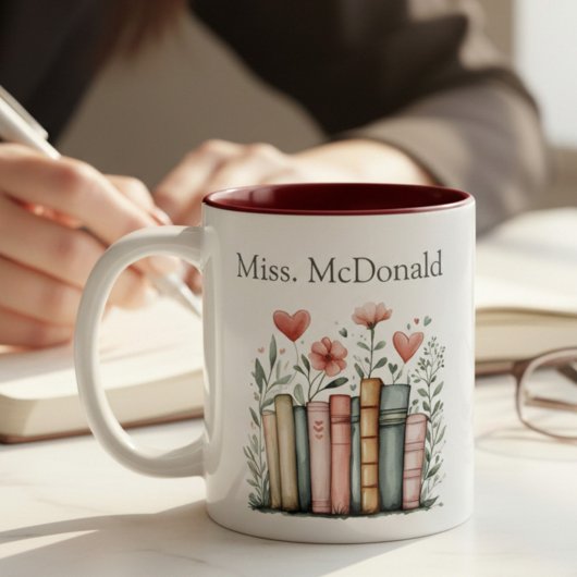 Personalized Floral Stacked Books Teacher ツートーンマグカップ