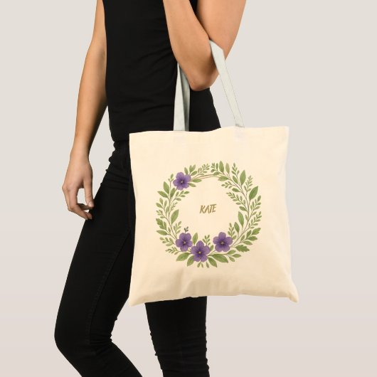 Personalized Floral Wreath Tote Bag – Custom Name トートバッグ (正面(商品))