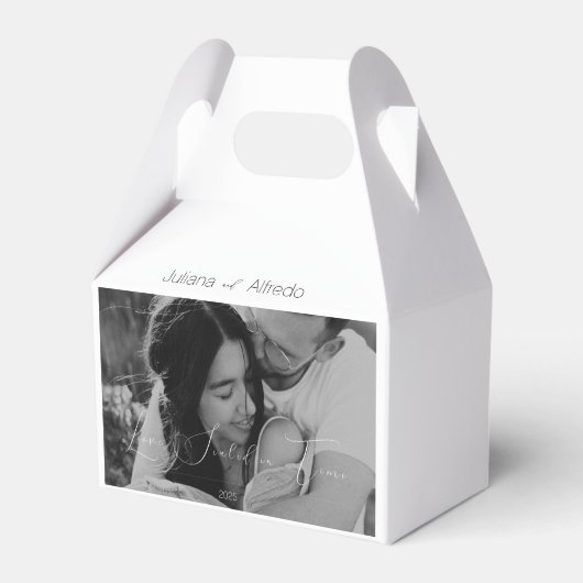 Personalized Gift Box フェイバーボックス (正面サイド)