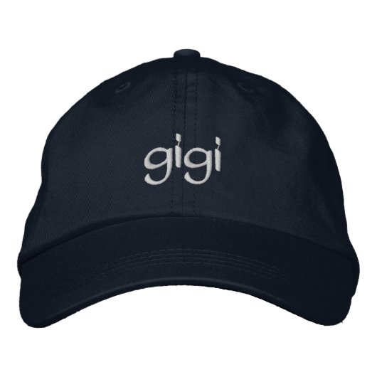 Personalized "Gigi" Embroidered Ball Cap 刺繍入りキャップ (正面)