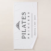 Personalized Girly Black Workout Pilates Princess バスタオル (バスタオル)