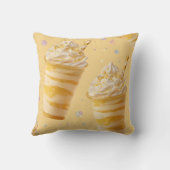 Personalized Golden Caramel Swirl Milkshake クッション (裏面)