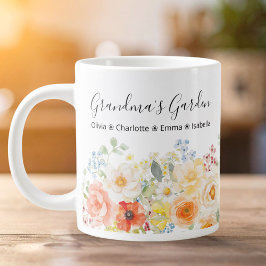Personalized Grandma's Flower Garden Sunny Floral  ジャンボコーヒーマグカップ