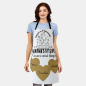 Personalized grandma's kitchen with kids name  エプロン (着用した状態)