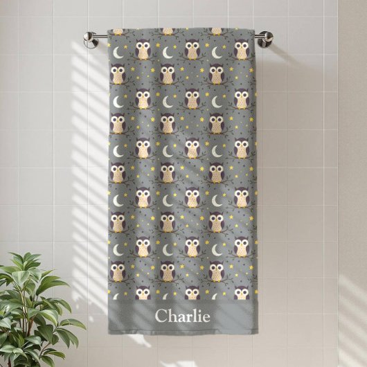 Personalized Gray Owl Kids ビーチタオル