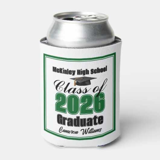 Personalized Green Class of 2026 Graduation Party 缶クーラー (缶正面)