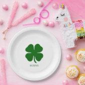 Personalized Green Clover ペーパープレート (パーティー)