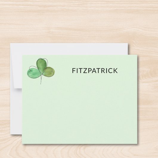 Personalized Green Shamrock Irish Family Name ノートカード