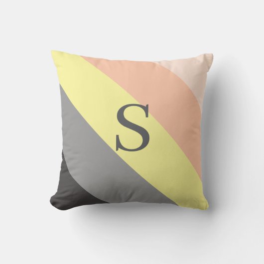 Personalized Grey and Peach Striped Monogram クッション (正面)