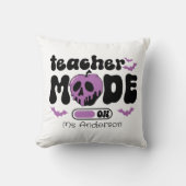 Personalized Halloween Teacher “Mode On” Apple クッション (正面)