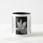 Personalized Hosta Flower in Black and White マグカップ (中央)