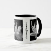 Personalized Hosta Flower in Black and White マグカップ (正面右)