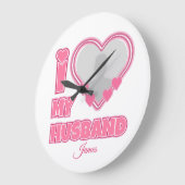 Personalized I Love My Husband – Add Photo & Name ラージ壁時計 (傾斜)