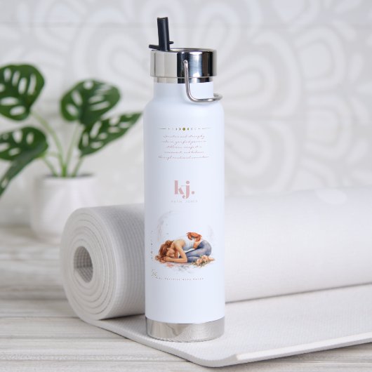 Personalized Illustrated Cancer Zodiac Quote ウォーターボトル (ヨガ (回転後))