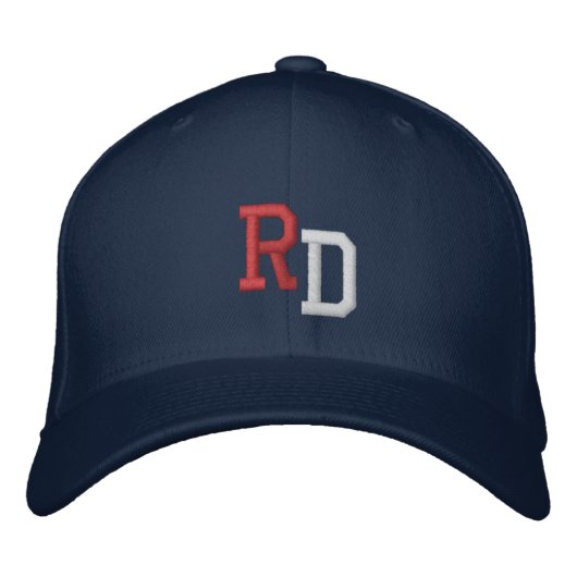 Personalized Initial Baseball Cap - Embroidered 刺繍入りキャップ (正面)