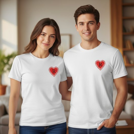 Personalized Initial Heart T-Shirt, Customizable I Tシャツ