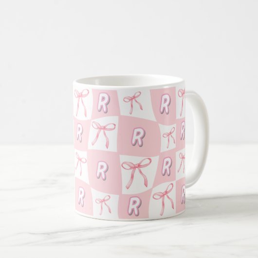 Personalized Initial Pink Bow Checker  コーヒーマグカップ (正面右)