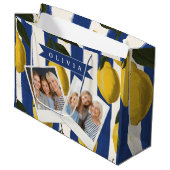 Personalized Italian Lemon Stripe Coastal  ラージペーパーバッグ (正面アングル)