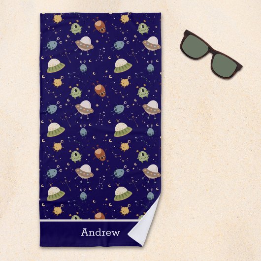Personalized Kids' Alien & Spaceship ビーチタオル