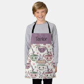 Personalized Kids Apron Adorable Smiling Mom Me エプロン (着用した状態)