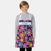 Personalized Kids Retro Flower Apron エプロン (着用した状態)