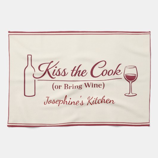 Personalized Kiss the Cook or Bring Wine Funny Red キッチンタオル (横)