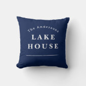 Personalized Lake House Navy Blue Family Name クッション (正面)