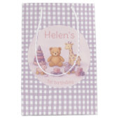 Personalized Lavender Gingham 1st Birthday  ミディアムペーパーバッグ (正面)