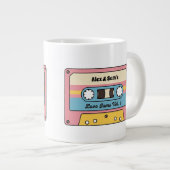Personalized Love Jams Cassette Tape – Custom Name ジャンボコーヒーマグカップ (正面右)