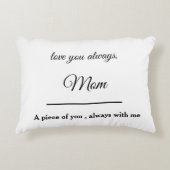 “Personalized Loving Memory Pillow for Mom” アクセントクッション (正面)