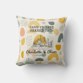 Personalized Modern Abstract Skyline Couple Pillow クッション (正面)