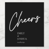 Personalized Modern Black Cheers Wedding ワインラベル (シングルラベル)