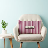 Personalized Modern Pink Mauve Vertical Stripes ランバークッション (椅子)