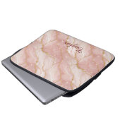 Personalized Modern Rose Quartz Marble Gold Glitte ラップトップスリーブ (正面下部)