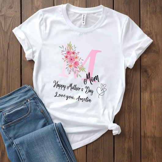Personalized Mom Initial T-Shirt Tシャツ