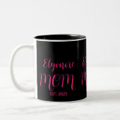 Personalized Mom Name Established Pink Script  ツートーンマグカップ (左)