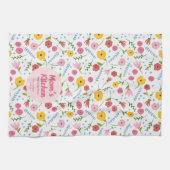 Personalized Mom’s Kitchen Floral Family Name キッチンタオル (横)