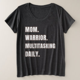 Personalized Mom Warrior Multitasking Daily Smoke  プラスサイズTシャツ