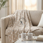 Personalized Monogram Beige Polka Dot Throw Gift フリースブランケット