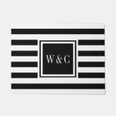 Personalized Monogram Black and White Stripe ドアマット (正面)
