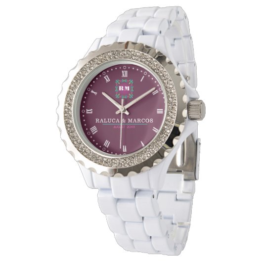 Personalized Monogram Couples Timeless De Burgundy 腕時計 (アングル)