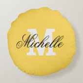 Personalized monogram mustard yellow round throw ラウンドクッション (裏面)