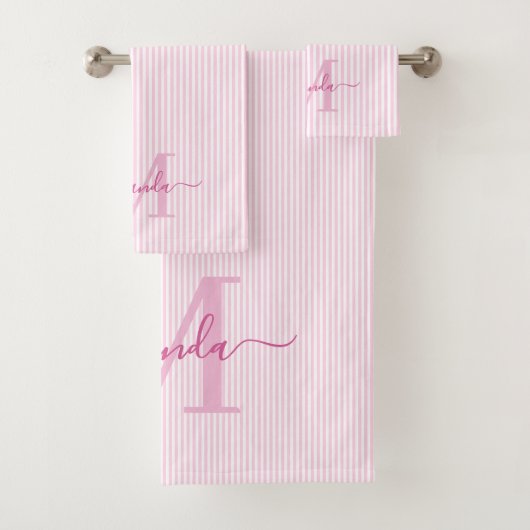 Personalized Monogram Pink & White Stripes バスタオルセット (インサイチュ)