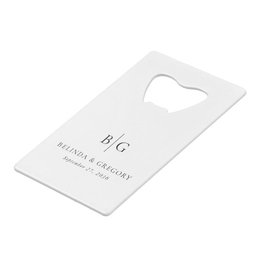 Personalized Monogrammed Initials Wedding Favors クレジットカード栓抜き (裏面アングル)