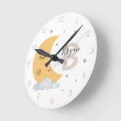 Personalized Moon Nursery Wall Clock Neutral Beige ラウンド壁時計 (傾斜)