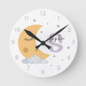 Personalized Moon & Stars Nursery Clock Lavender ラウンド壁時計 (正面)