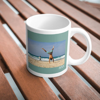 Personalized mug with photo, text and year コーヒーマグカップ