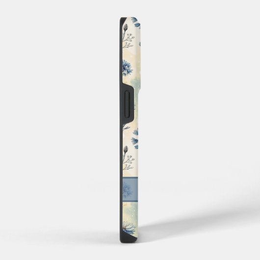 Personalized Name Blue Wildflowers iPhoneケース (右側面)