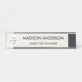 Personalized Name Business Logo Modern Minimalist デスクネームプレート (正面)